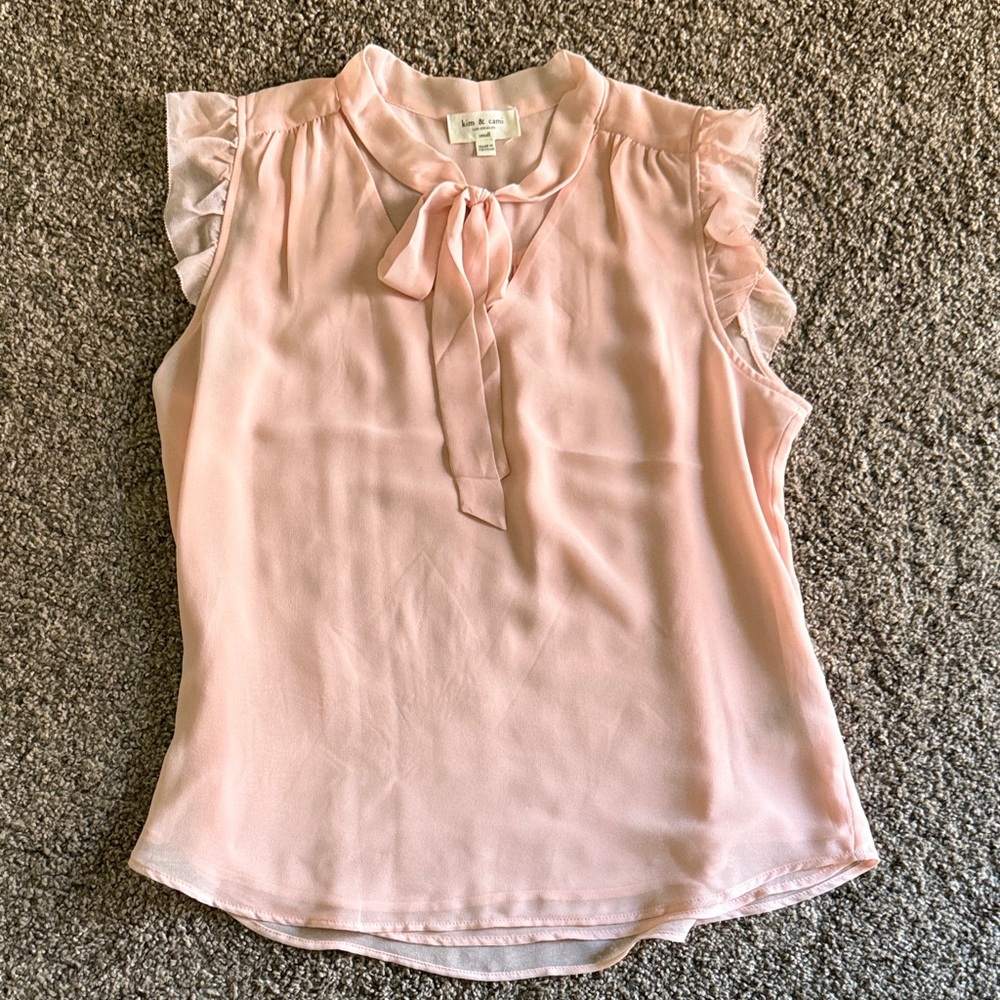 Kim & Cami Blush Pink Tie-Neck Blouse brand new never worn